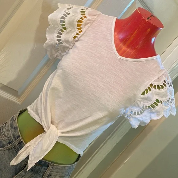 Tahari White Flutter Sleeve Asymmetrical Blouse - Picture 4 of 13